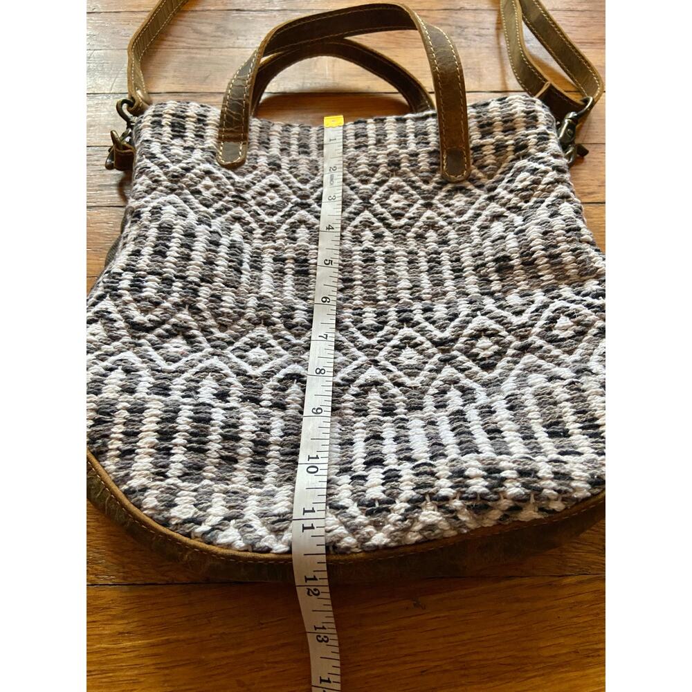 MYRA BAG Boho/Western Woven Cotton Crossbody Bag w/Leather Trim - Picture 12 of 13